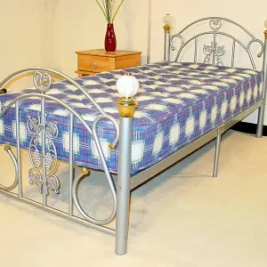 JULIANA Bed